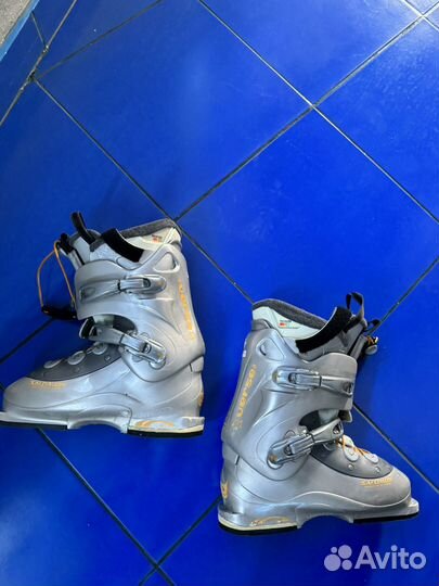 Горнолыжные ботинки salomon 26.0