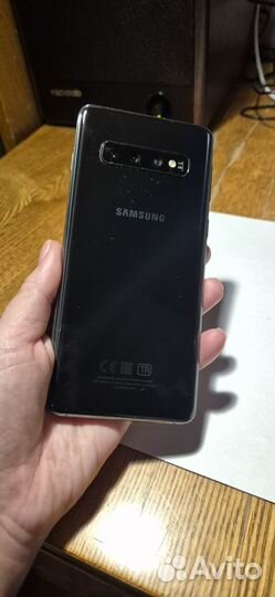 Samsung Galaxy S10, 8/128 ГБ