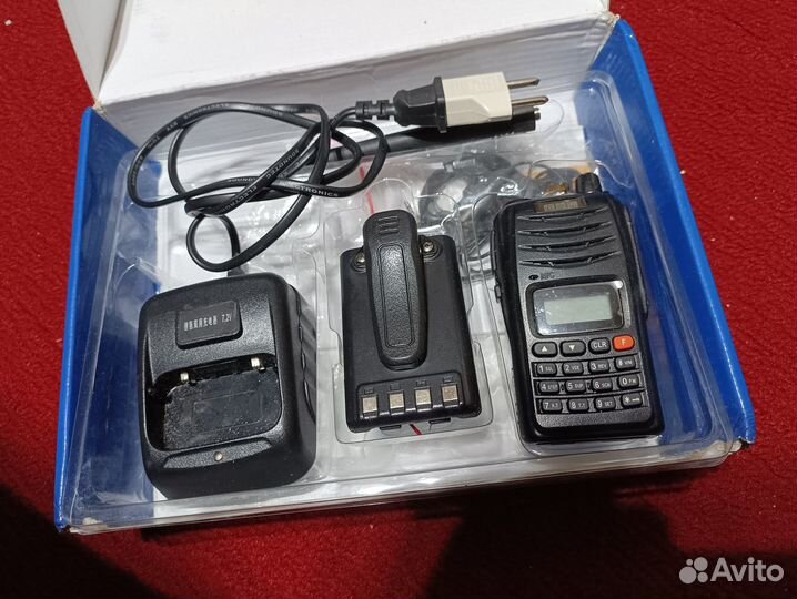 Легендарные радиостанции Баофенг и H555