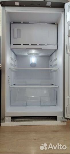 Минихолодильник с морозильной камерой бу