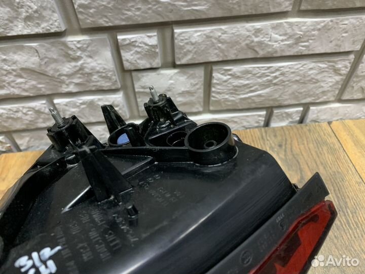 Porsche Cayenne 958 Фонарь задний внутренний RH