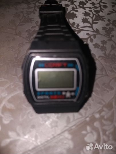 Часы наручные женские СССР