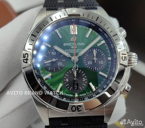 Час Breitling Chronomat B01 42 Bentley зеленые