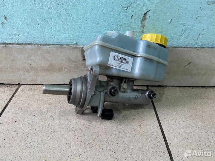 Главный тормозной цилиндр Volkswagen Polo 5