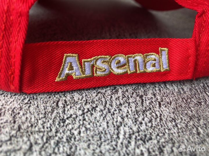 Бейсболка FC Arsenal красная