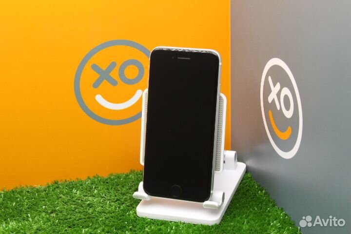iPhone SE (2022), 128 ГБ