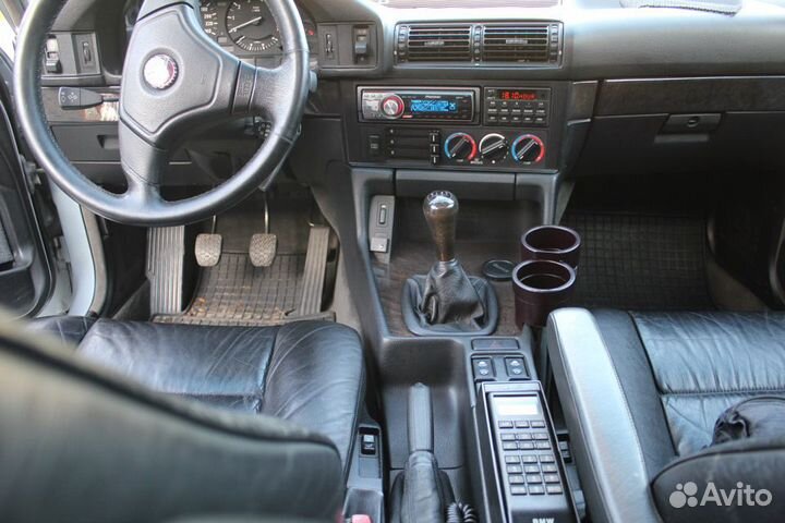 Подстаканник BMW E34