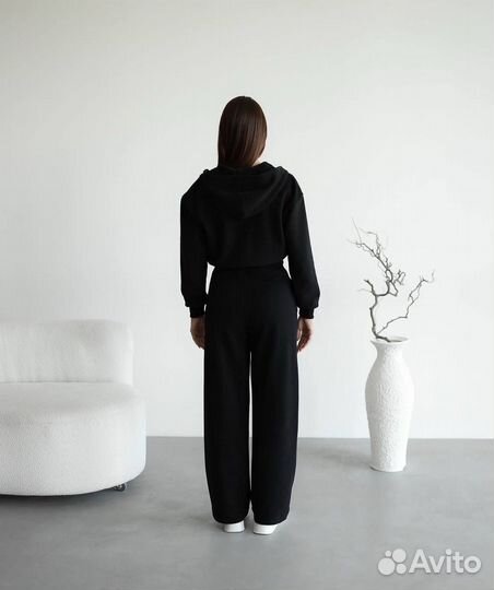 Костюм спортивный женский