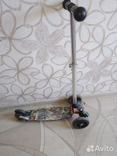 Самокат детский трехколесный бу