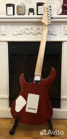 Электрогитара Yamaha Pacifica 212VQM