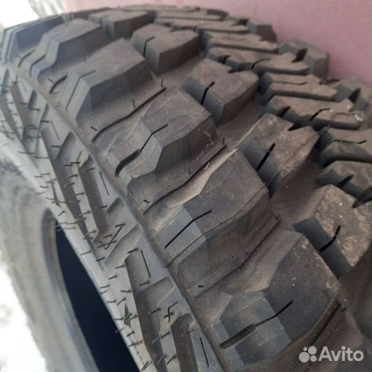 Goodyear Wrangler MT/R Kevlar 265/75 R16