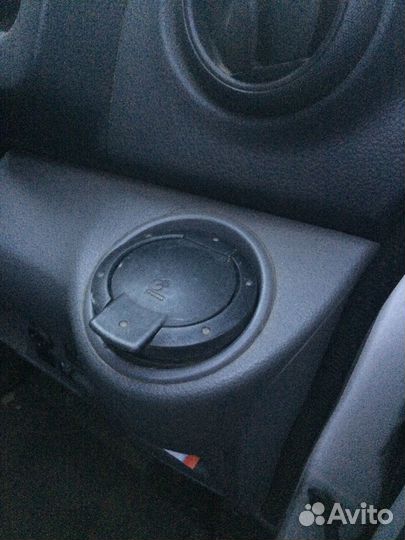 Пепельница в авто