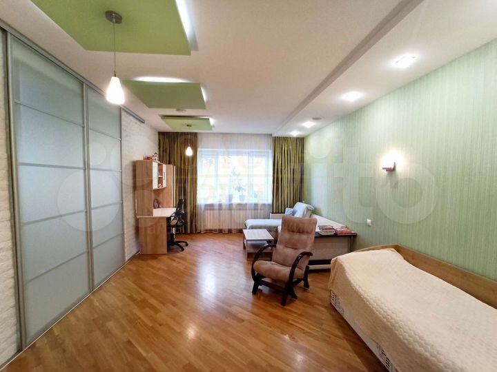 2-к. квартира, 77 м², 3/4 эт.