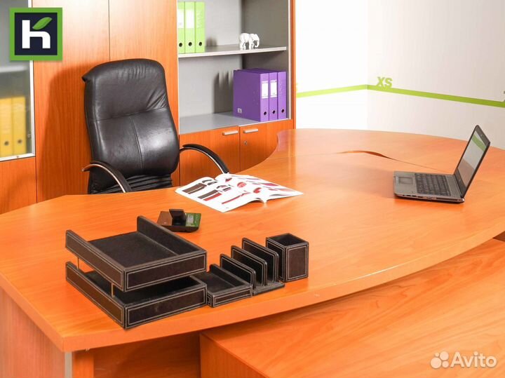 Кабинет руководителя бу. Италия