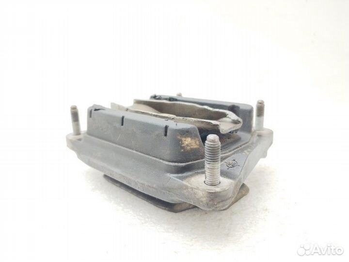 Подушка АКПП Audi A6 C6 2.8 CCA 2008