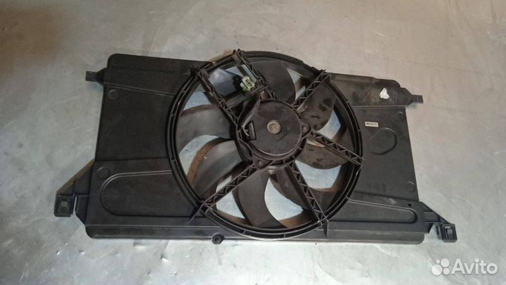 Вентилятор радиатора Ford Focus 2 2008 3M518C607EC