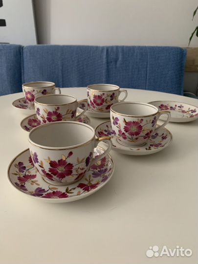 Чайный сервиз с росписью и позолотой