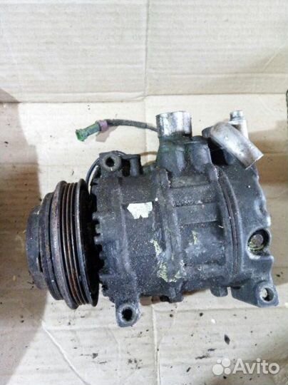 Компрессор кондиционера Volkswagen Passat B5