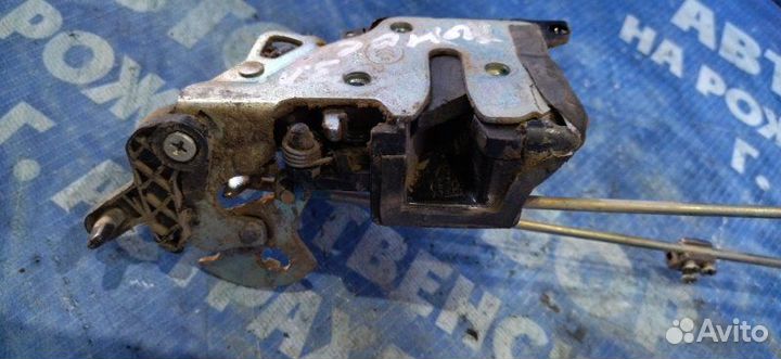 Задний левый замок двери Chevrolet Lanos седан