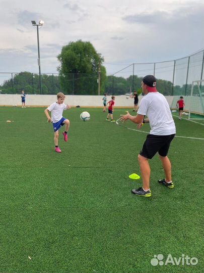 Школа футбола для детей и подростков