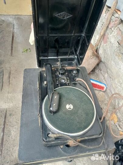 Проигрыватель винила СССР