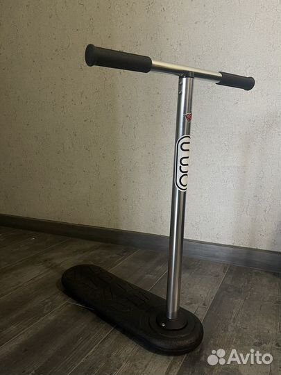 Индо Скут Трюковой Самокат для Батутов