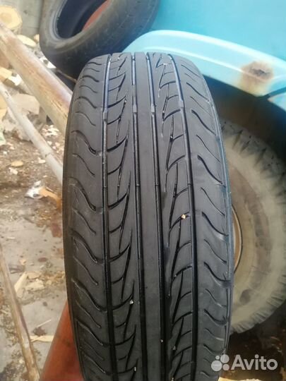 Bridgestone B250 185/65 R15