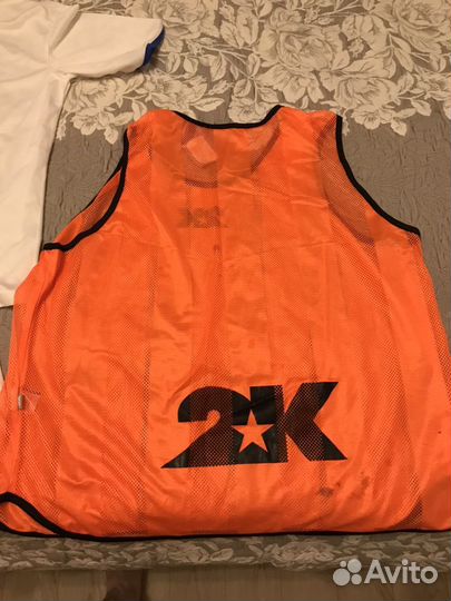 Манишка футбольная новая