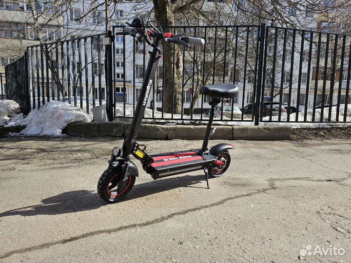 Kugoo MaxSpeed. 600W.11Ah