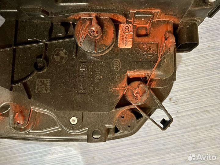 Замок дверной правый передний (правой передней две