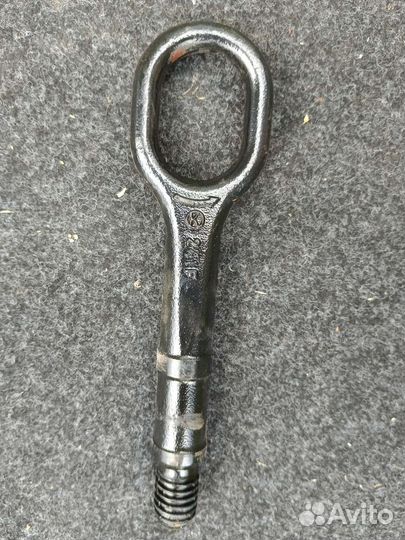 Буксировочный крюк Volkswagen