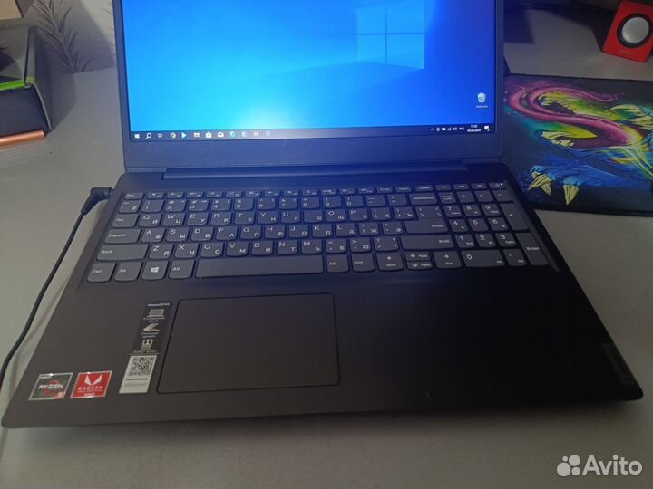Lenovo:15.6 Fhd, Ryzen 5, RX Vega, 12Ddr4, ssd+hdd