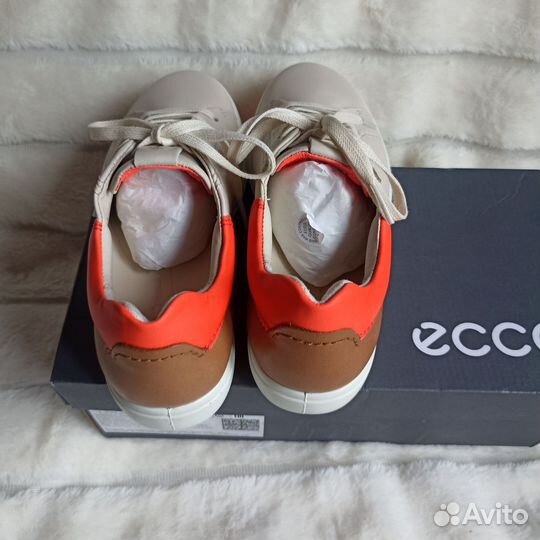 36 женские кроссовки, кеды Ecco soft 7 w