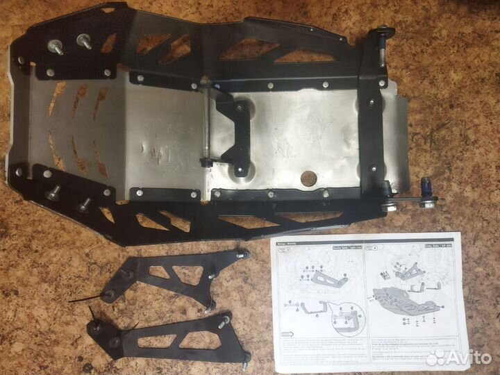 Защита двигателя Suzuki DL650 V-Strom