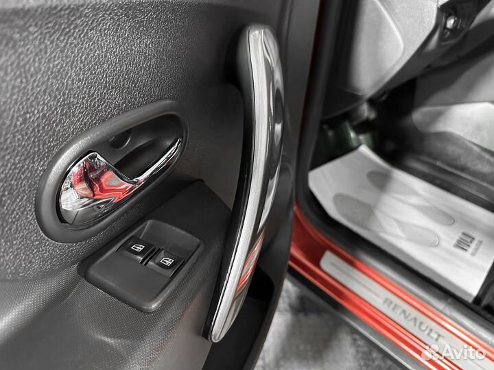 Renault Sandero Stepway 1.6 AT, 2017, 71 573 км