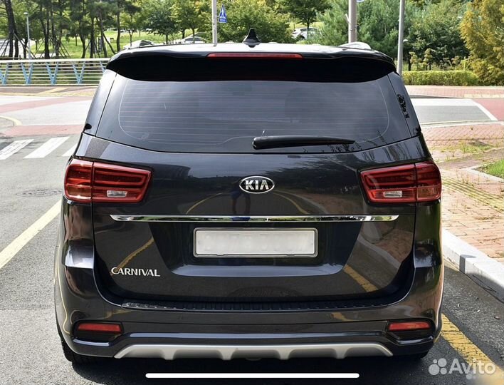 Прокат минивэна(минивена, 1-9 мест) посуточно