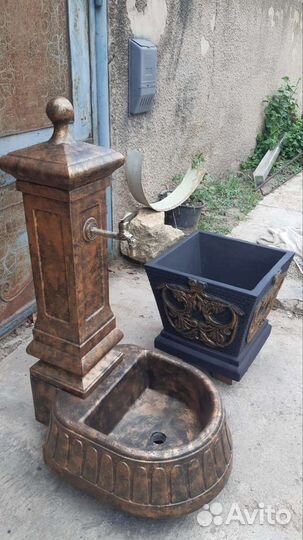 Садовая колонка для воды