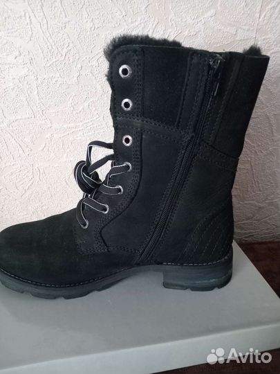 Зимние женские сапоги