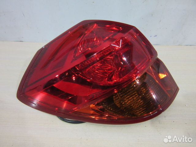 Фонарь левый Subaru Legacy B13