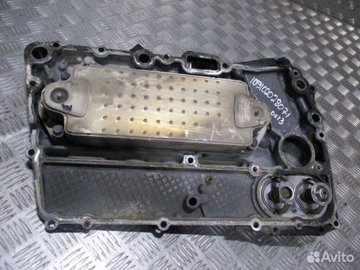 Боковая крышка двс с теплообменником Scania 154368