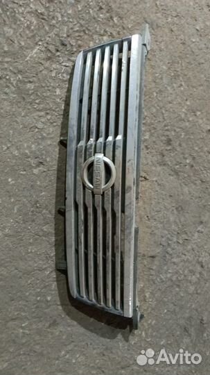 Решетка радиатора nissan sunny