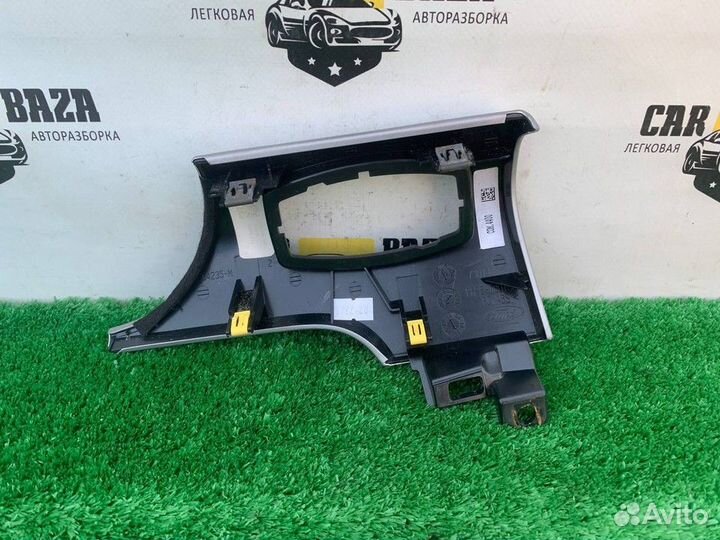 Накладка передней панели Ford Mustang