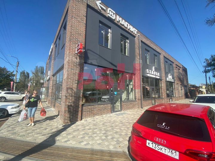 2-й этаж свободного назначения, парковкой 600 кв.м