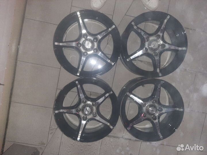 Литые диски r15