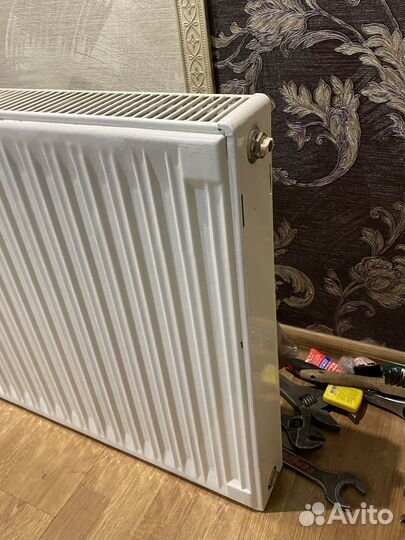Радиатор отопления панельный Kermi в гараж.800х600