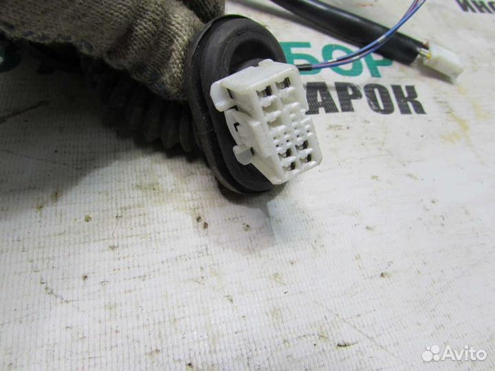 Проводка двери для Toyota Avensis 2 2003-2008г