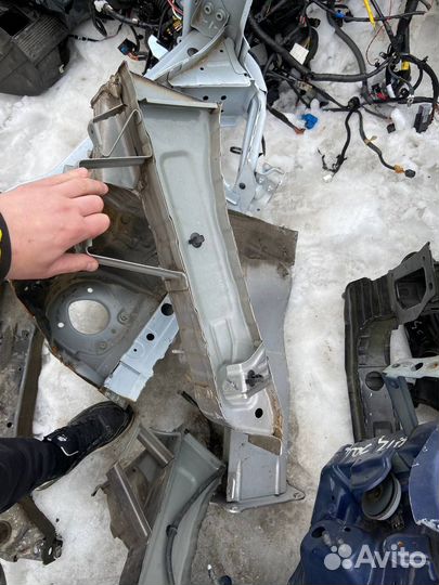 Лонжерон правый и левый на Хендай Туксон 3