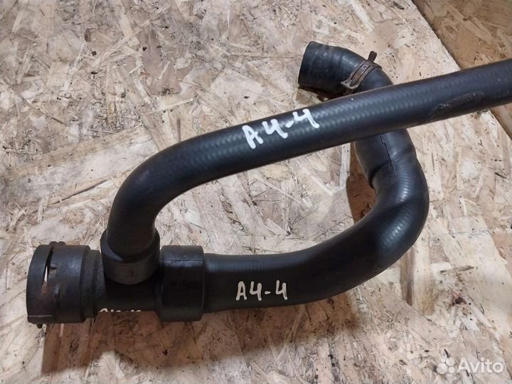 Шланг охлаждения Audi A4 B5 патрубок радиатора