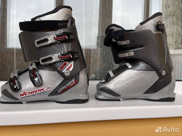 Горнолыжные ботинки