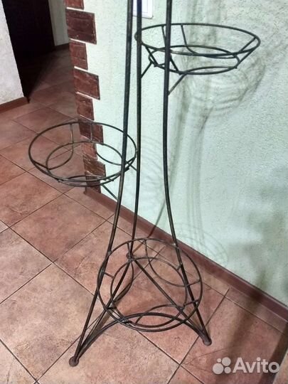 Подставка для цветов